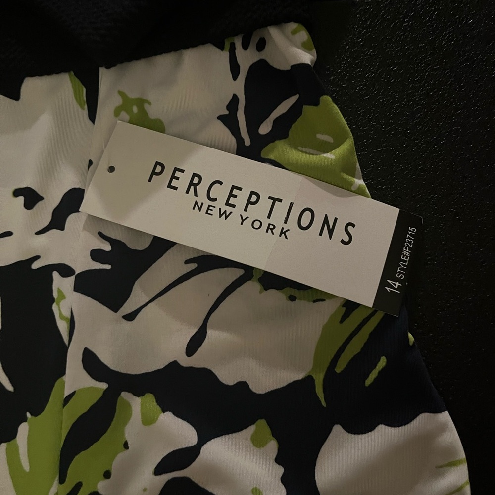 2 PIECE DRESS. - Picture 7 of 9